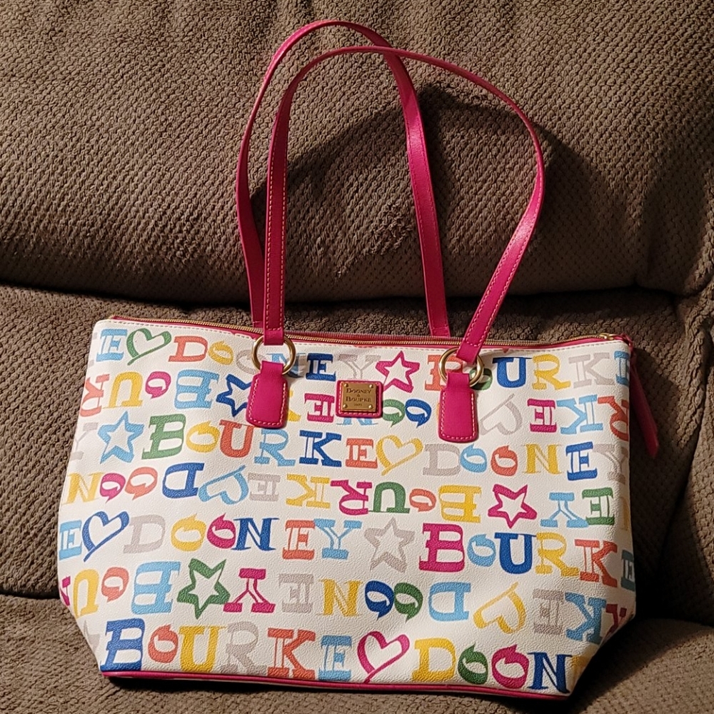 Dooney & Bourkey Tote